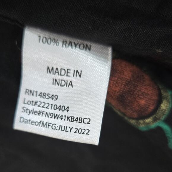 Free Planet Men’s Avocado Print Button Down Short Sleeve Shirt – Size M - Picture 5 of 7